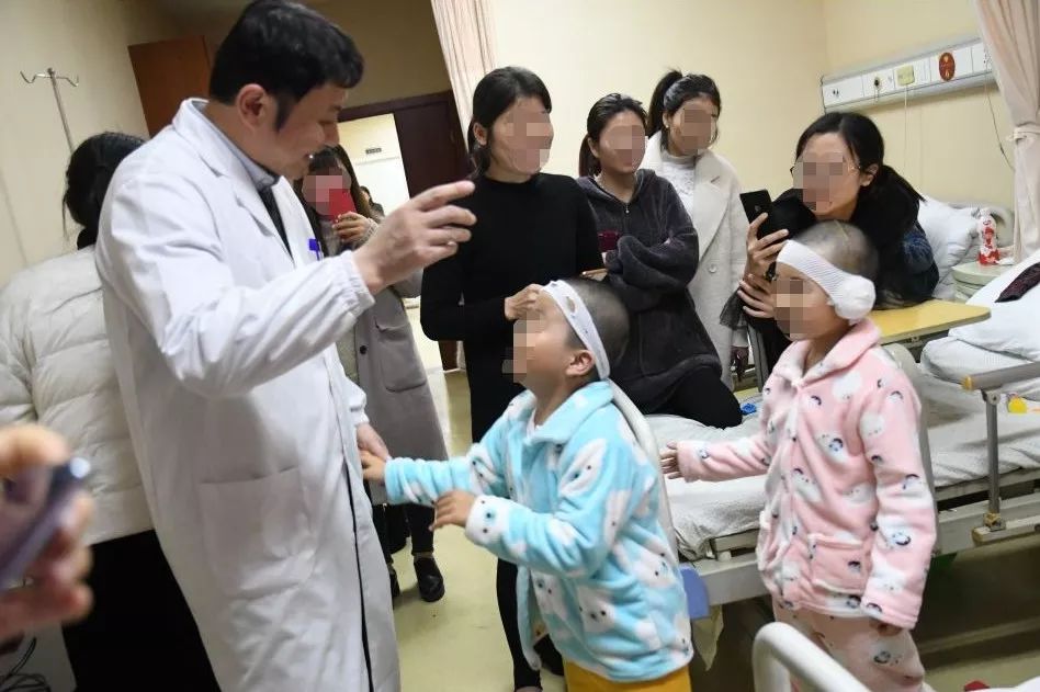 今天我7周岁了，终于可以摆脱”小耳朵“了